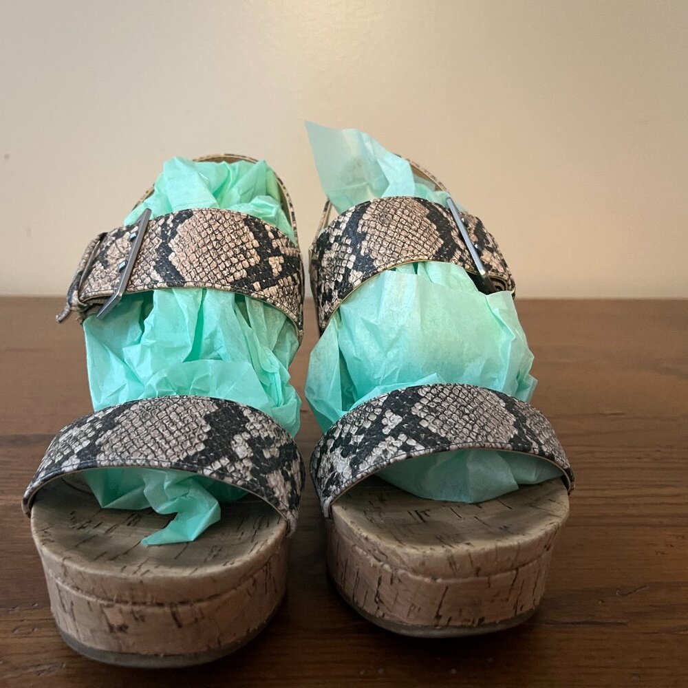 Womens Shoes